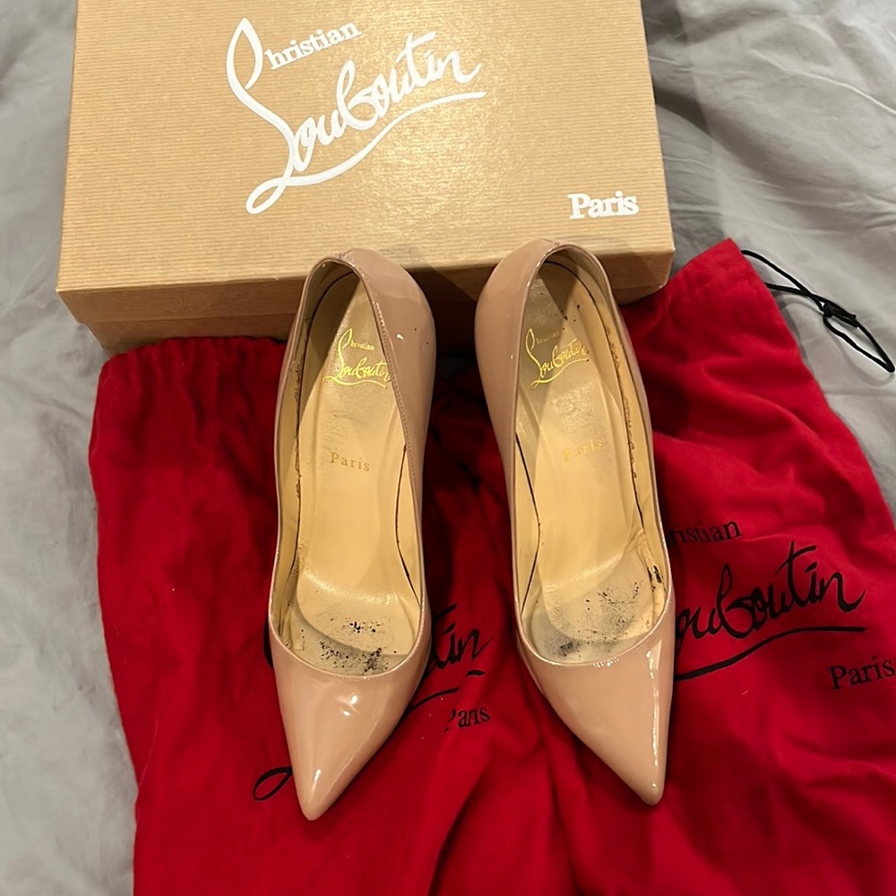 Pigalle 100 Patent Nude Pumps 40 Christian Louboutin
